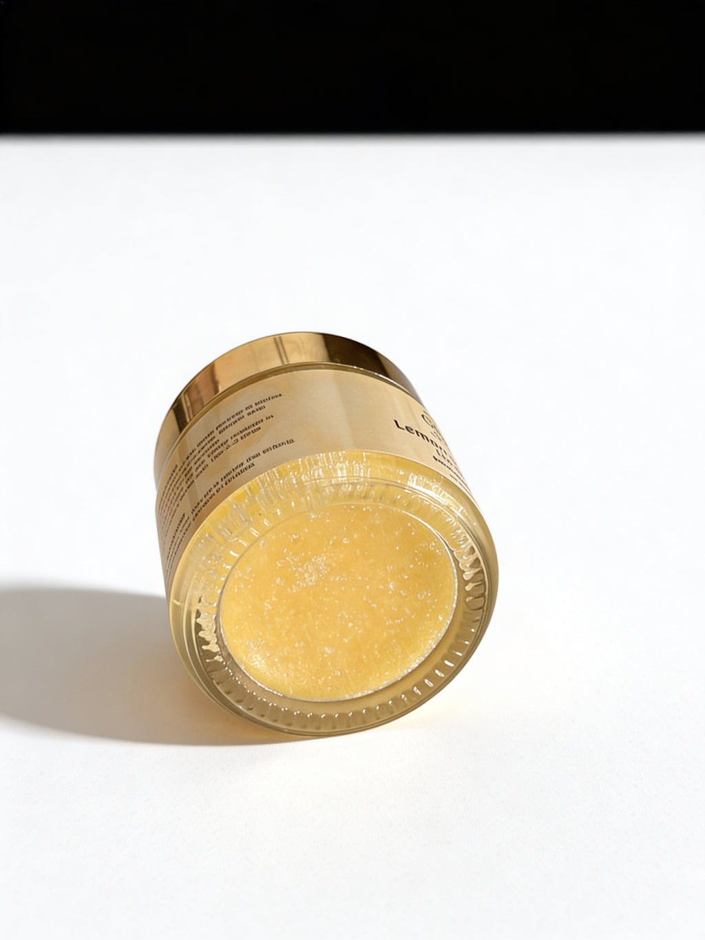 GOMMAGE LEVRES AU CURCUMA / EXFOLIATION DOUCE ET LEVRES LISSES