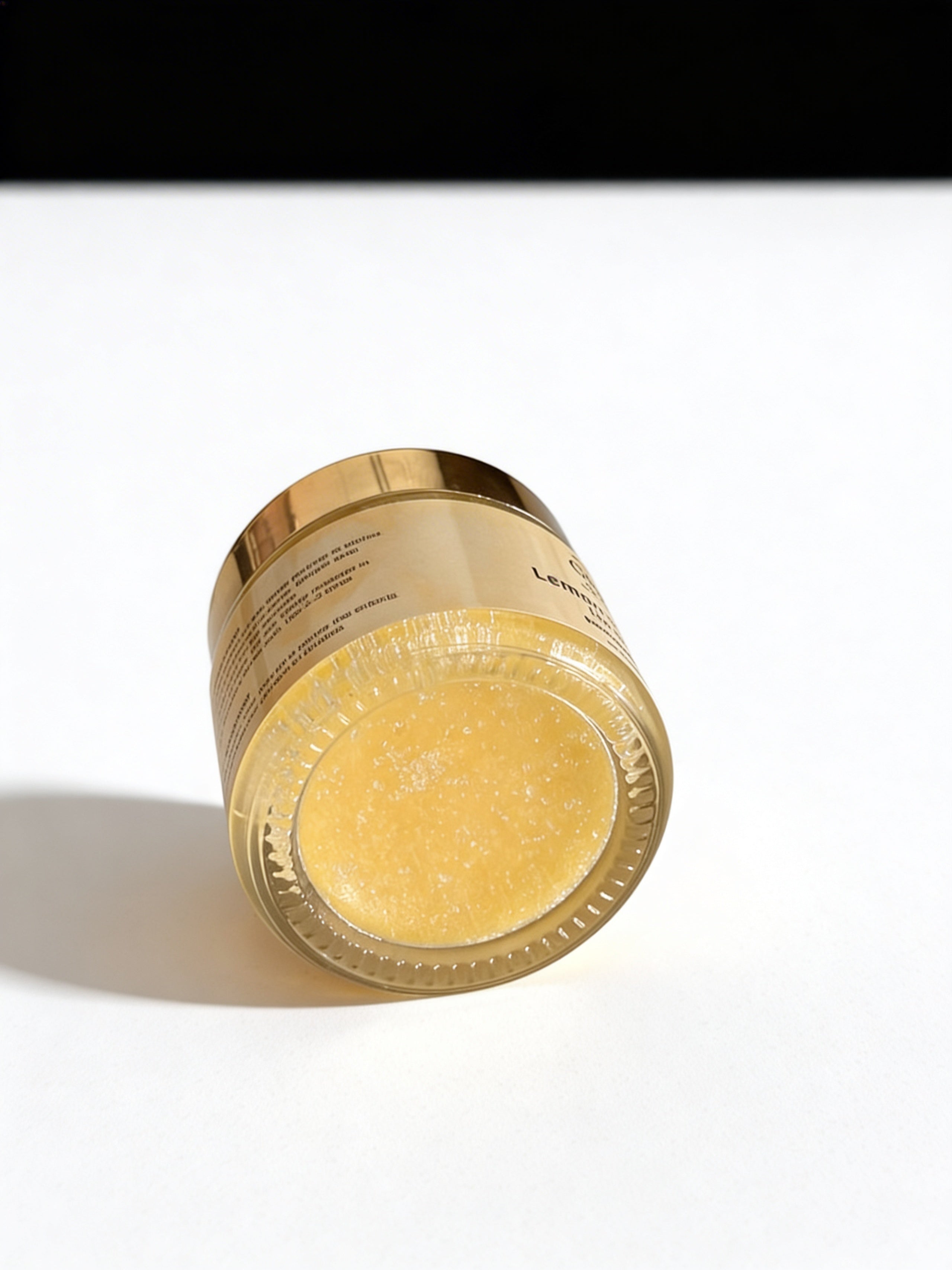 GOMMAGE LEVRES AU CURCUMA / EXFOLIATION DOUCE ET LEVRES LISSES