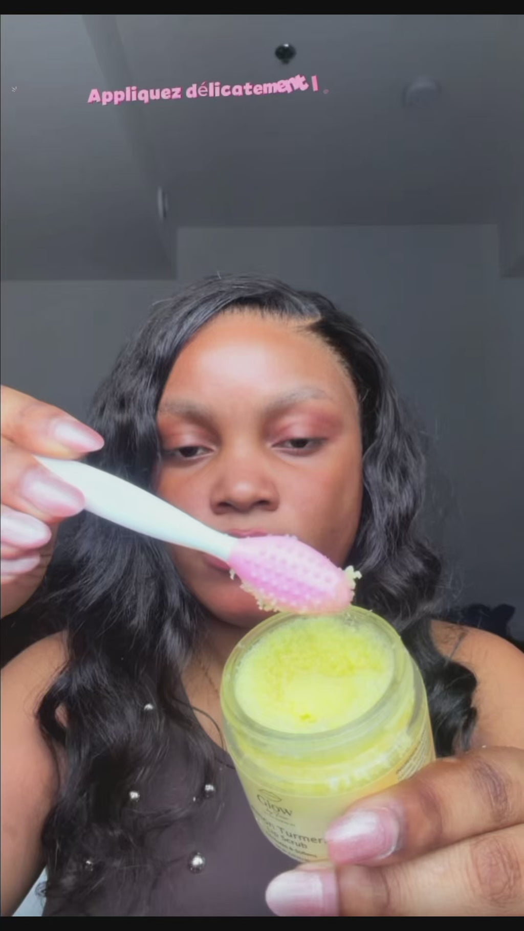GOMMAGE LEVRES AU CURCUMA / EXFOLIATION DOUCE ET LEVRES LISSES